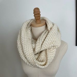 Gap Chunky Knit Cream Wool Scarf